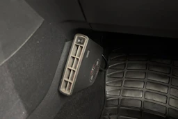 ruskea (beige) Volkswagen Golf 2012 kuva 13.