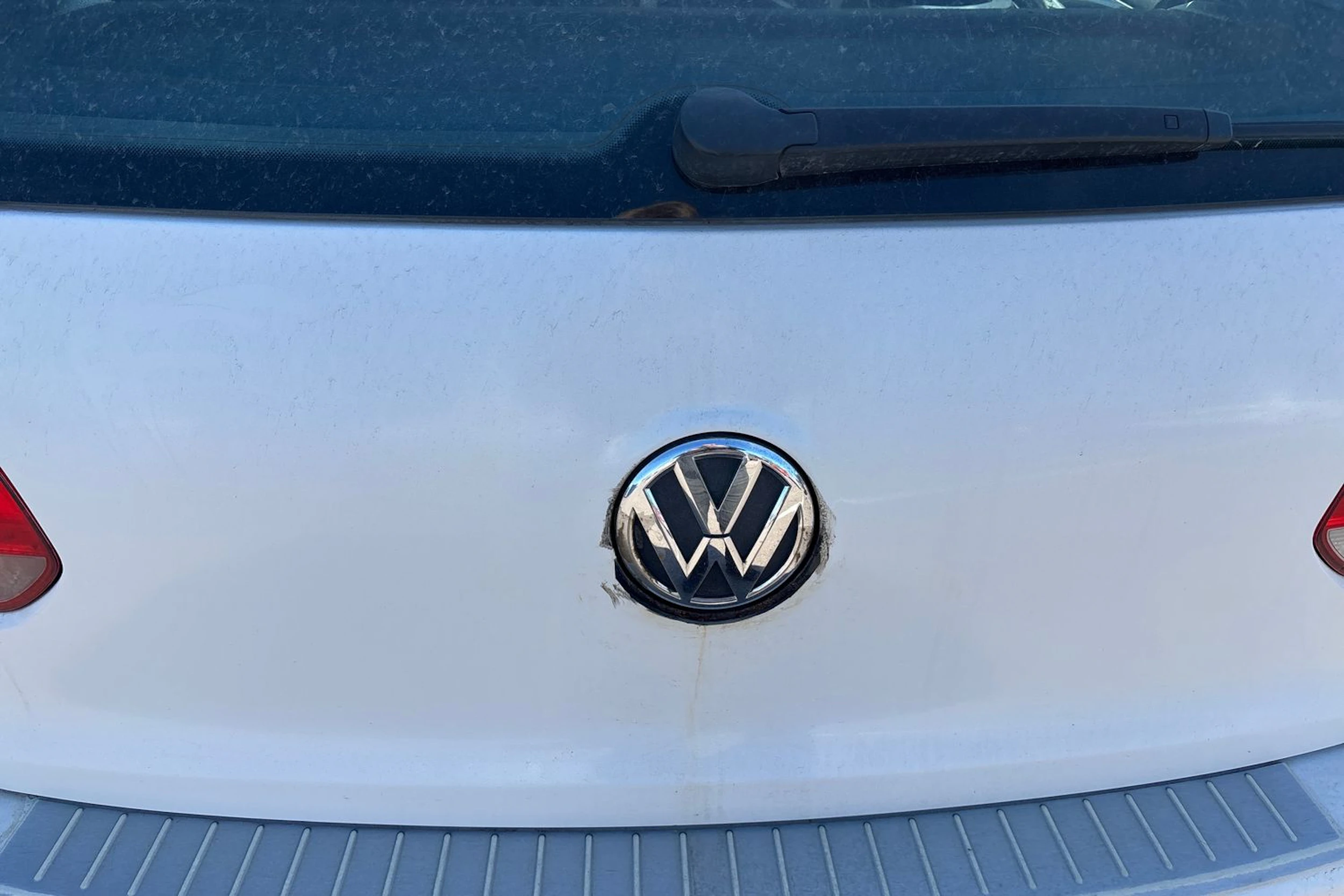 Valkoinen Volkswagen GOLF 2011 kuva 17.