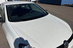 Valkoinen Volkswagen GOLF 2011 kuva 22.