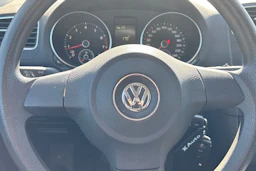 Valkoinen Volkswagen GOLF 2011 kuva 24.