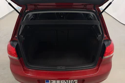 punainen Volkswagen Golf 2011 kuva 24.