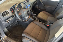 Musta Volkswagen GOLF 2011 kuva 8.