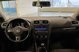 punainen Volkswagen Golf 2011 kuva 7.