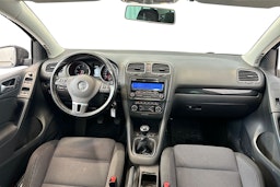 Musta Volkswagen GOLF 2011 kuva 10.