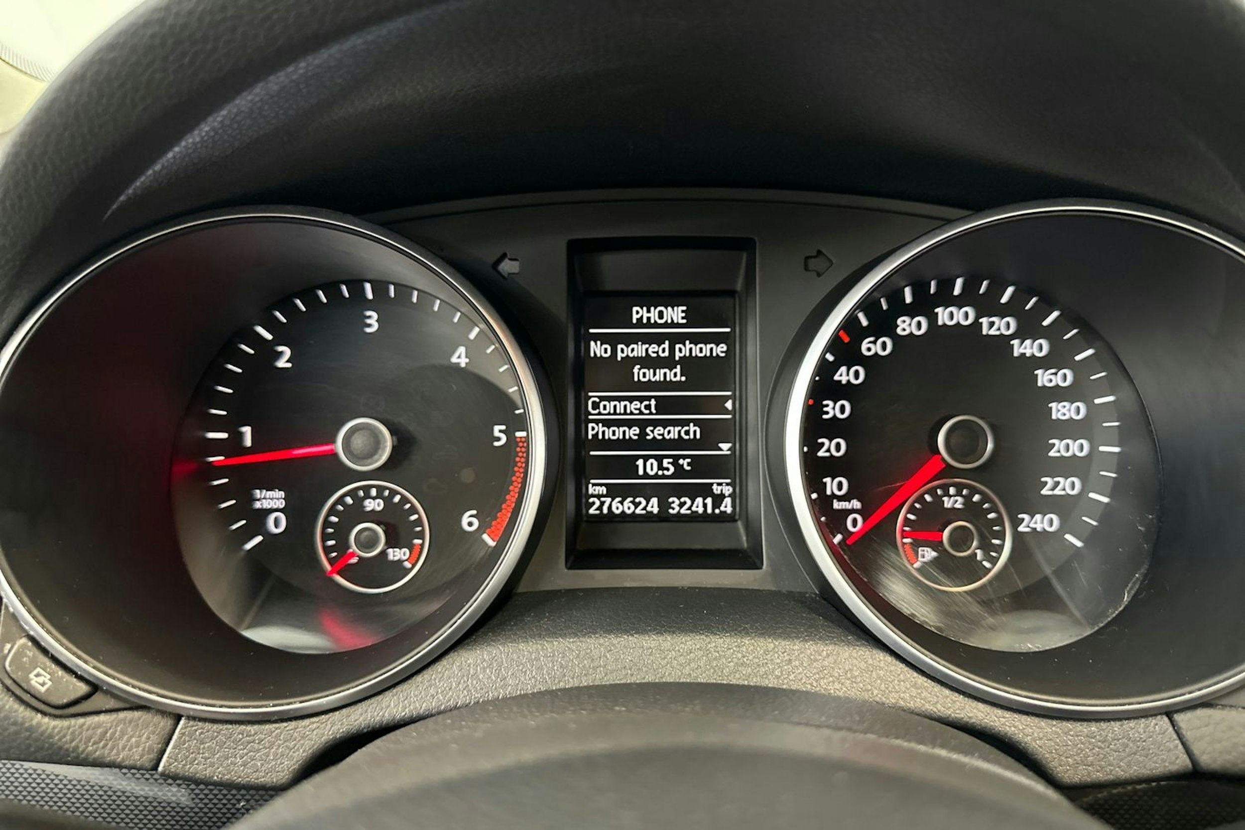 Musta Volkswagen GOLF 2011 kuva 20.