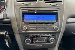 Musta Volkswagen GOLF 2011 kuva 21.
