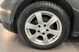 Musta Volkswagen GOLF 2011 kuva 24.