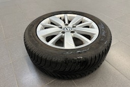 Musta Volkswagen GOLF 2011 kuva 26.