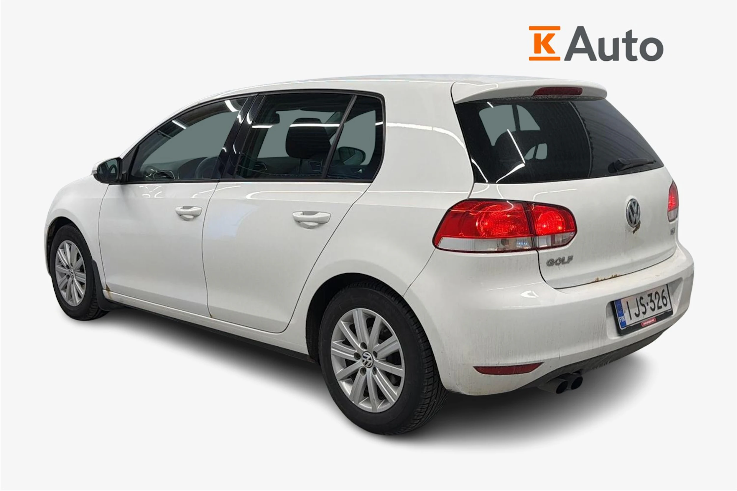 valkoinen Volkswagen Golf 2011 kuva 2.