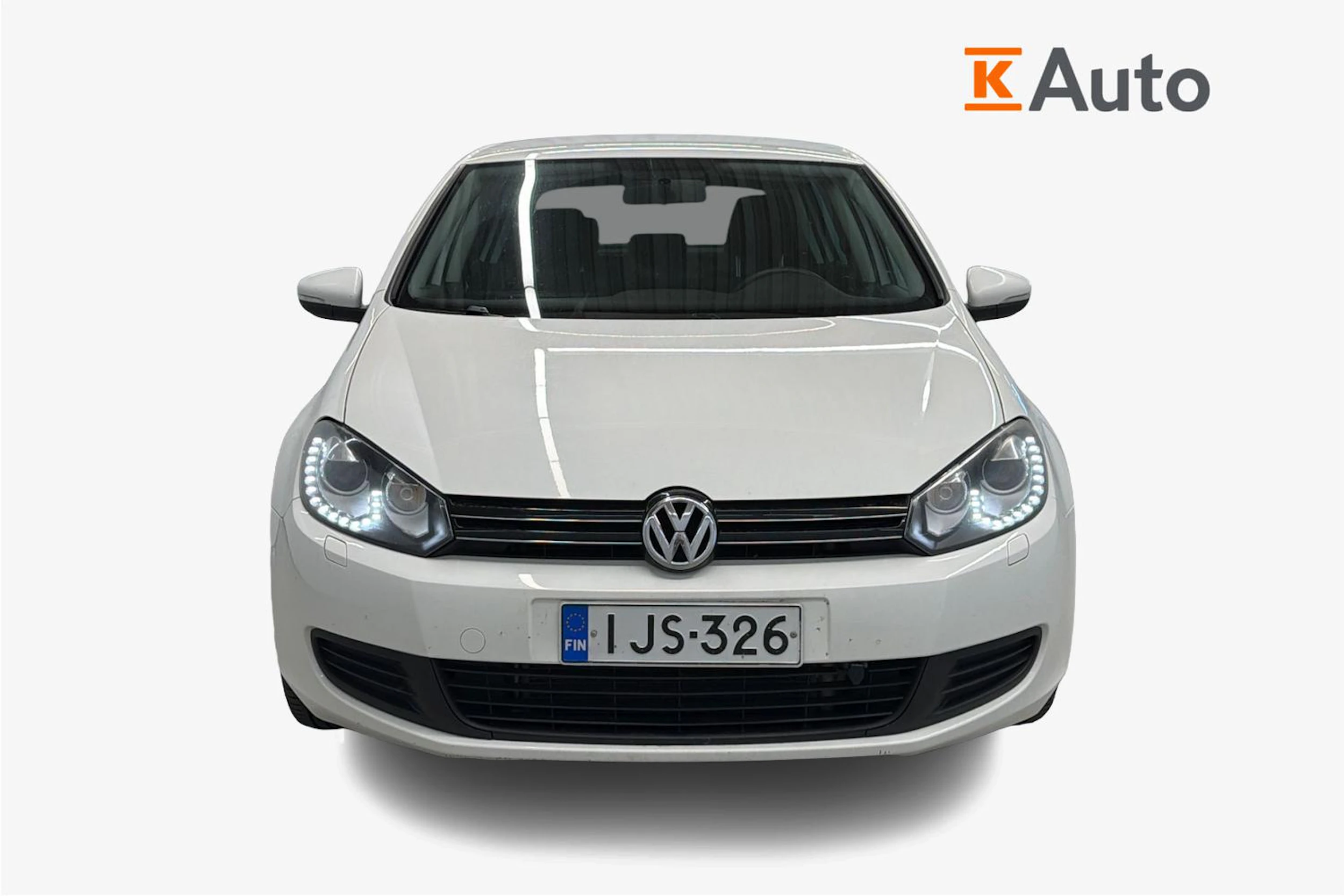 valkoinen Volkswagen Golf 2011 kuva 4.