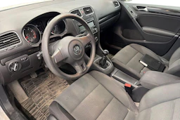 valkoinen Volkswagen Golf 2011 kuva 6.