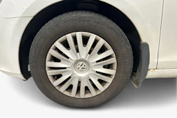 valkoinen Volkswagen Golf 2011 kuva 9.