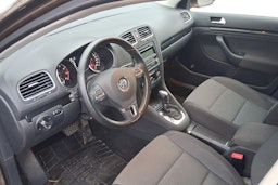 ruskea (beige) Volkswagen Golf 2011 kuva 6.