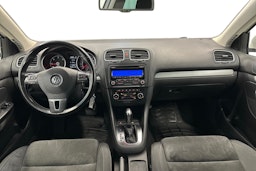 valkoinen Volkswagen Golf 2011 kuva 9.