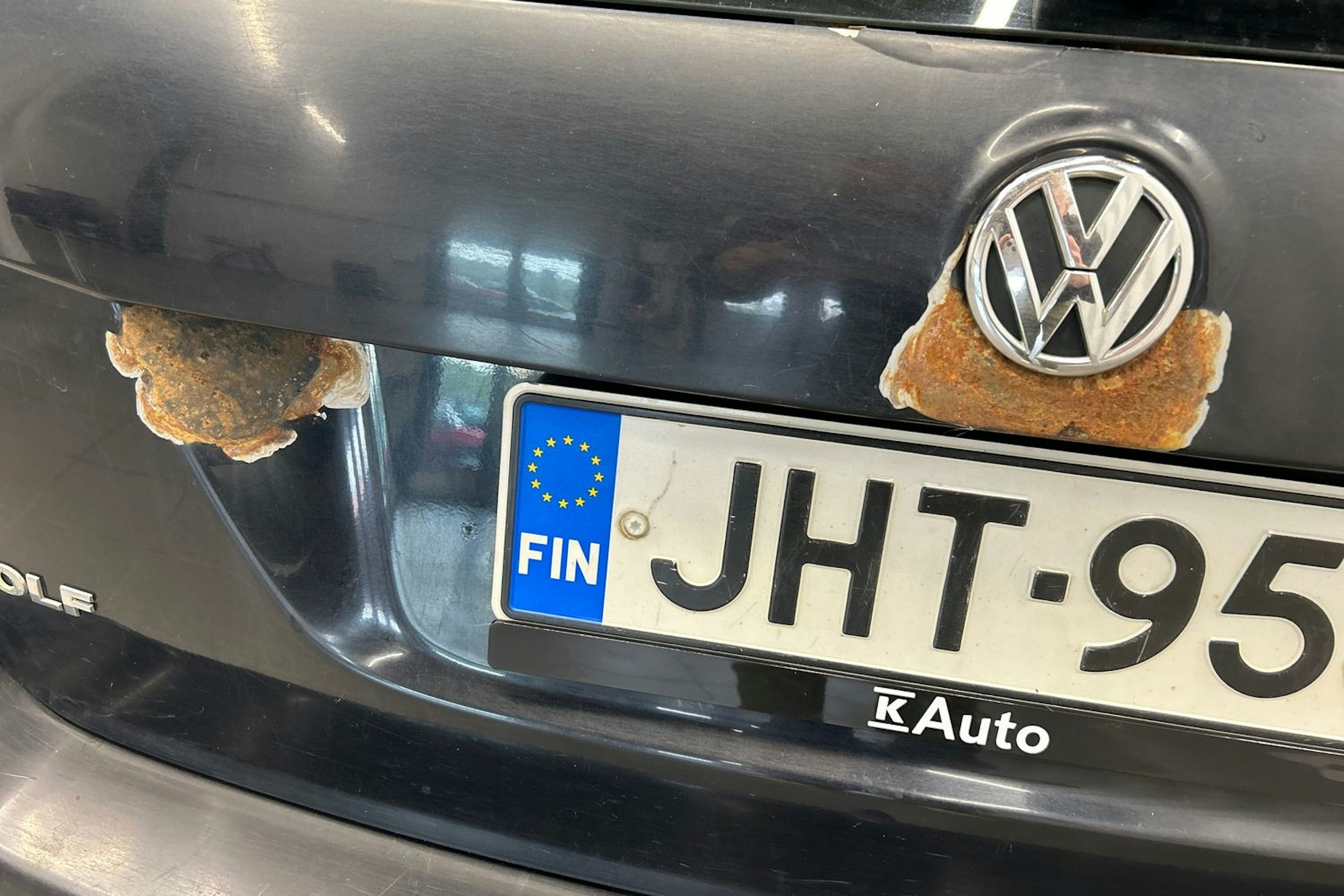 musta Volkswagen Golf 2011 kuva 15.