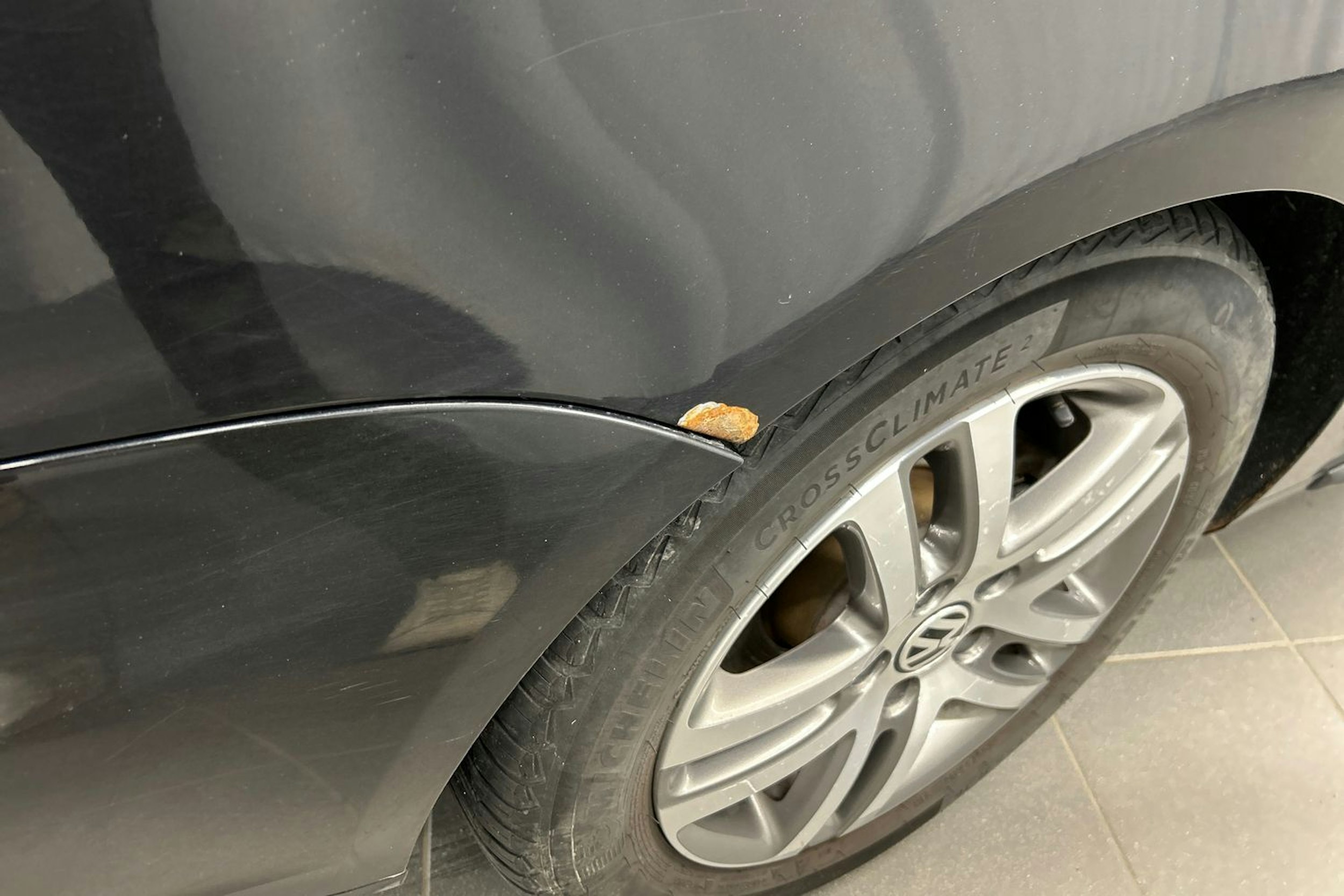 musta Volkswagen Golf 2011 kuva 20.