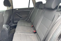 Musta Volkswagen GOLF 2011 kuva 8.