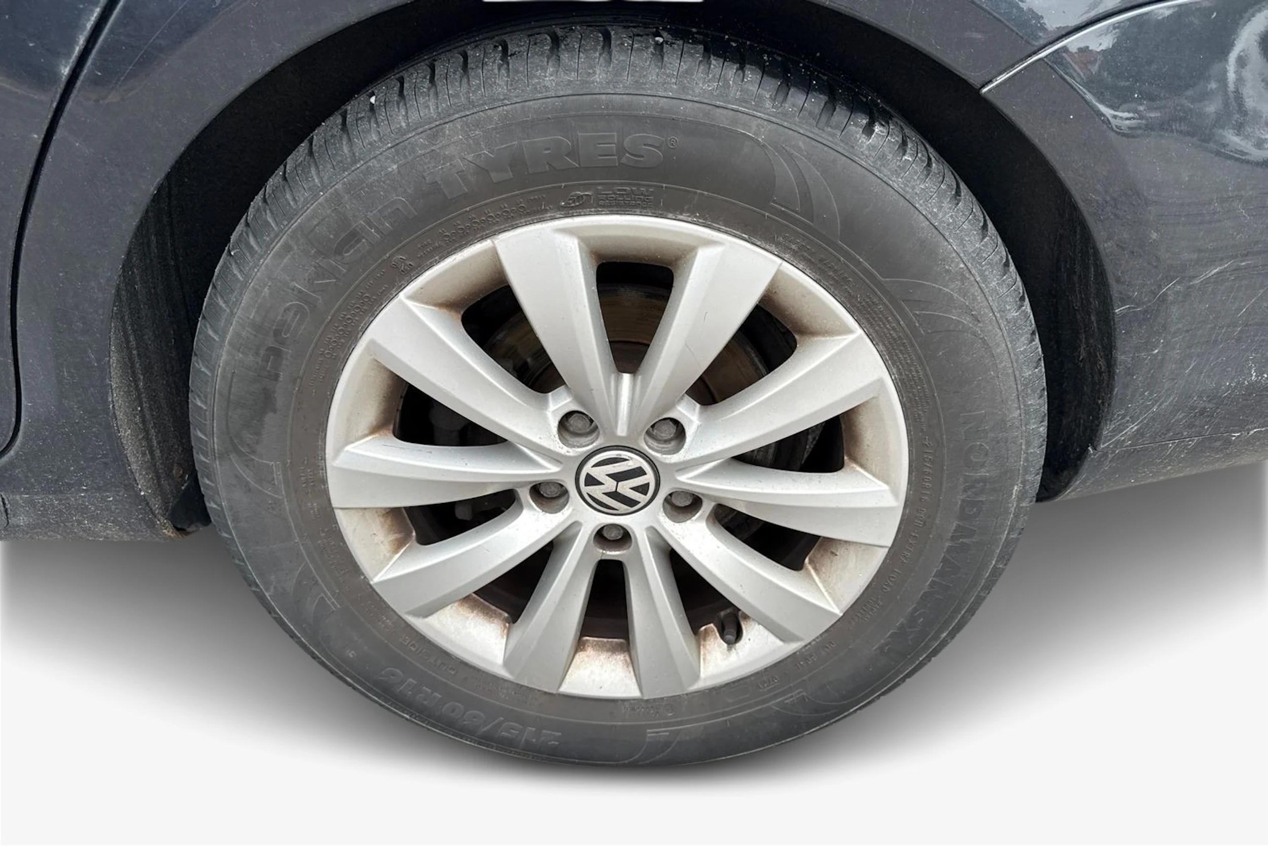 Musta Volkswagen GOLF 2011 kuva 9.