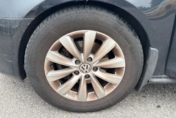 Musta Volkswagen GOLF 2011 kuva 10.