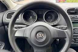 Musta Volkswagen GOLF 2011 kuva 11.