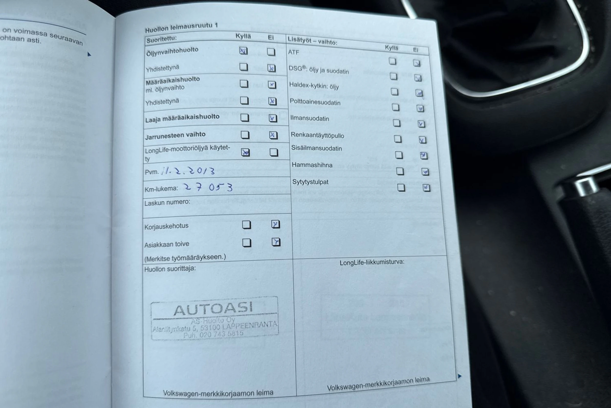 Musta Volkswagen GOLF 2011 kuva 15.