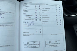 Musta Volkswagen GOLF 2011 kuva 18.
