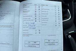 Musta Volkswagen GOLF 2011 kuva 19.