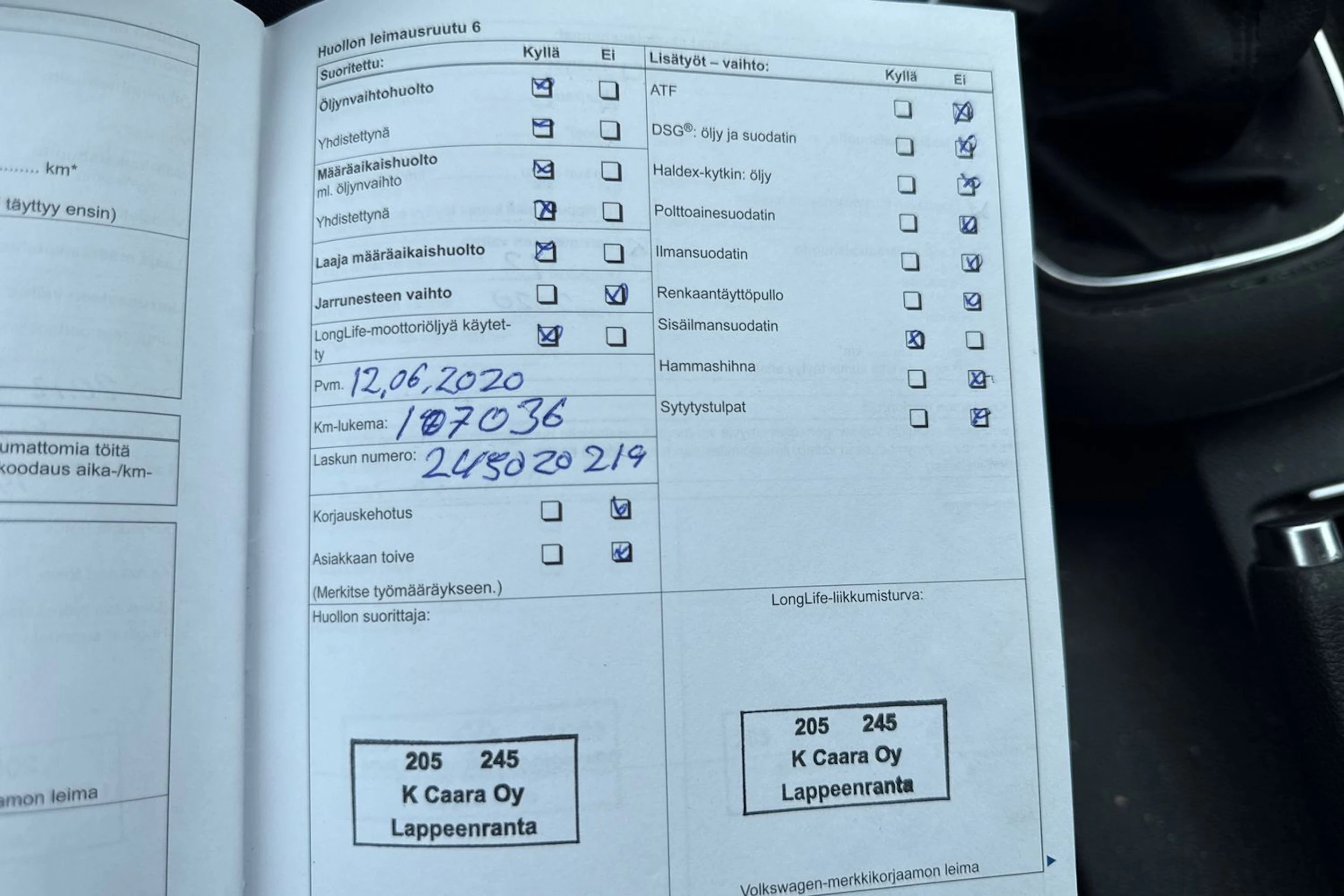 Musta Volkswagen GOLF 2011 kuva 20.