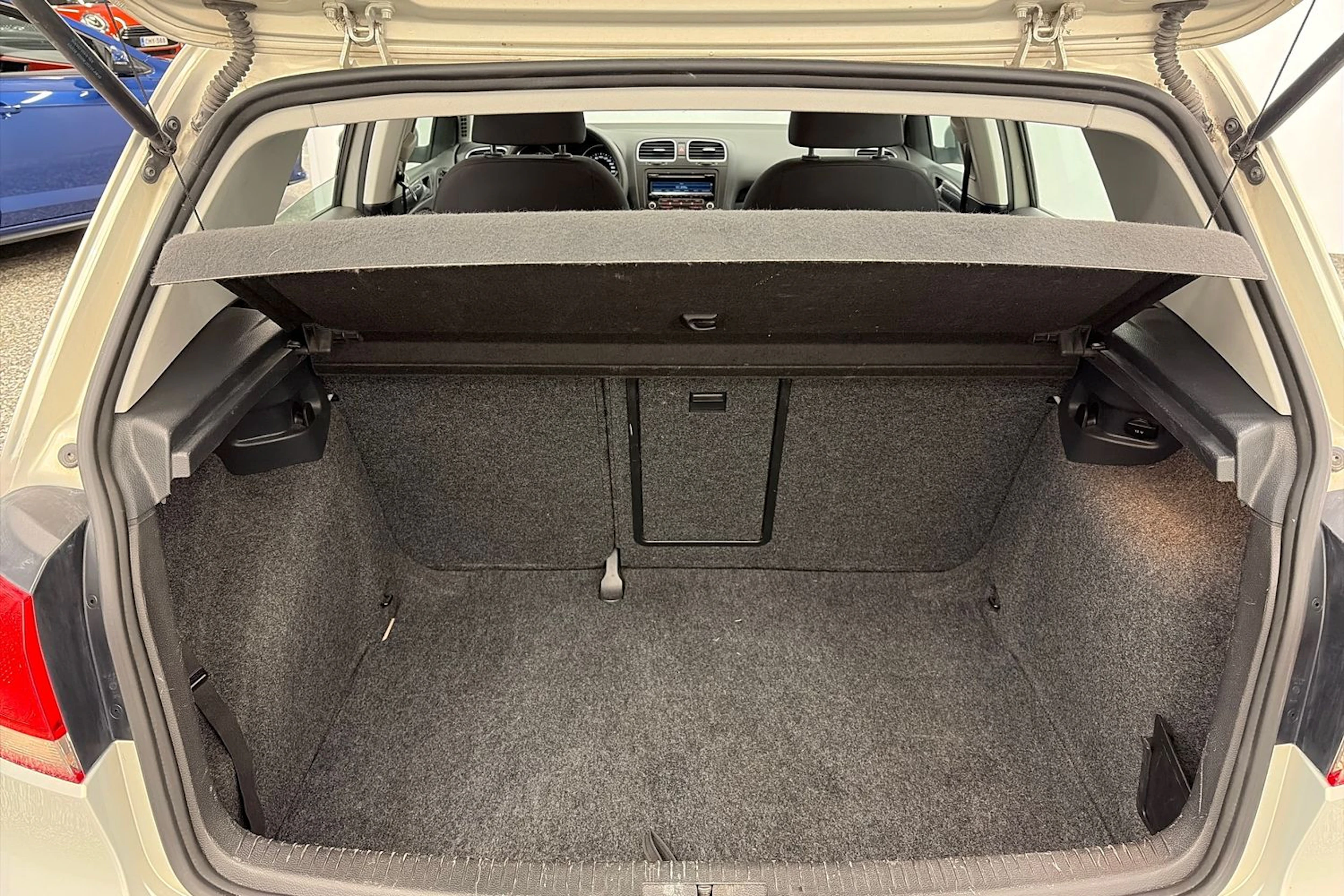 Hopea Volkswagen GOLF 2011 kuva 11.
