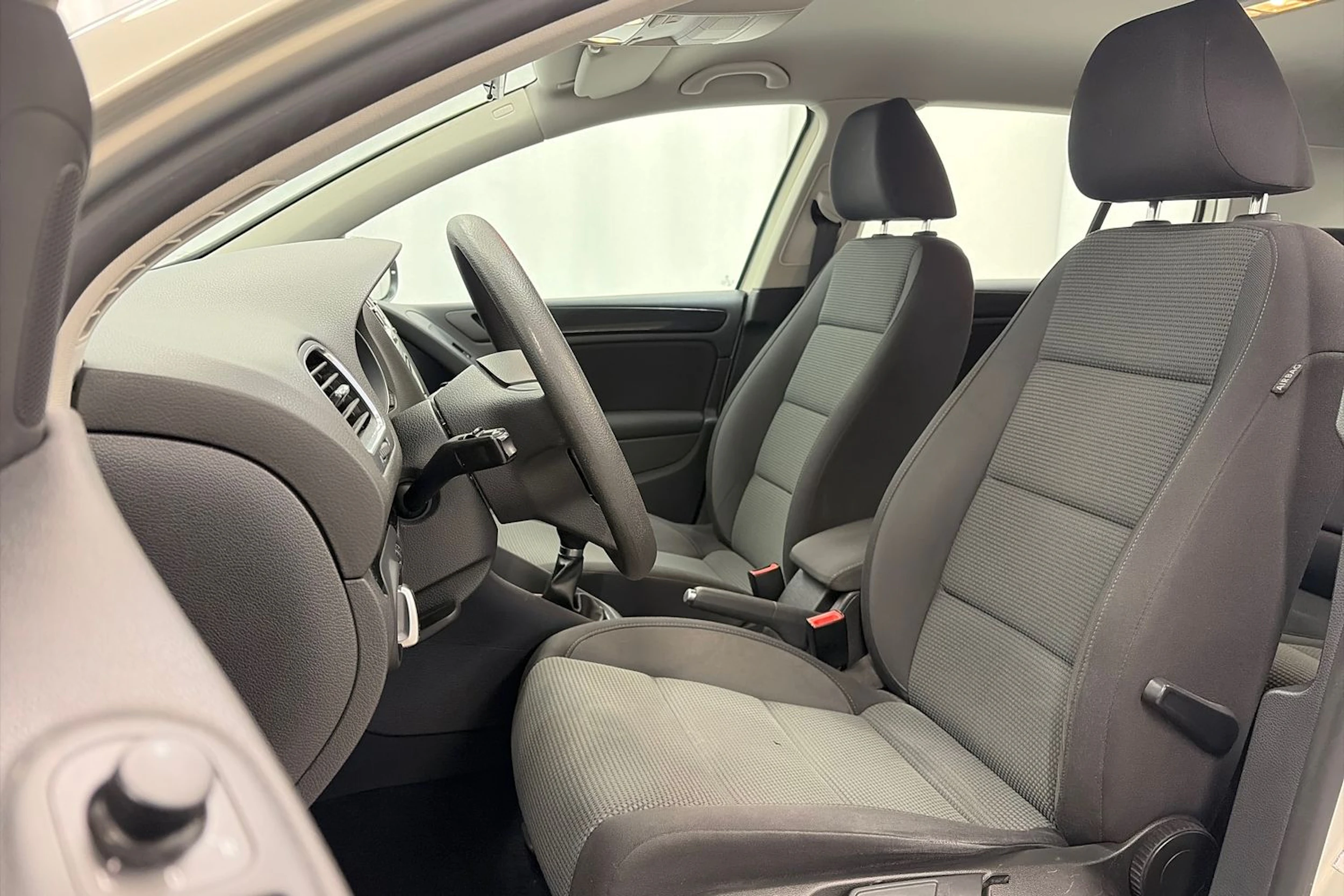 Hopea Volkswagen GOLF 2011 kuva 12.