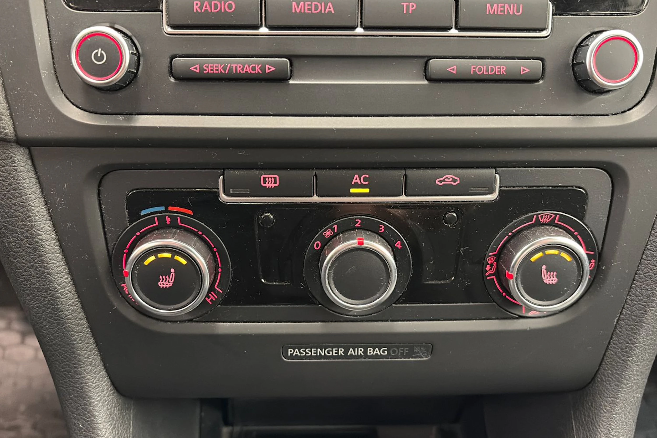 Hopea Volkswagen GOLF 2011 kuva 16.