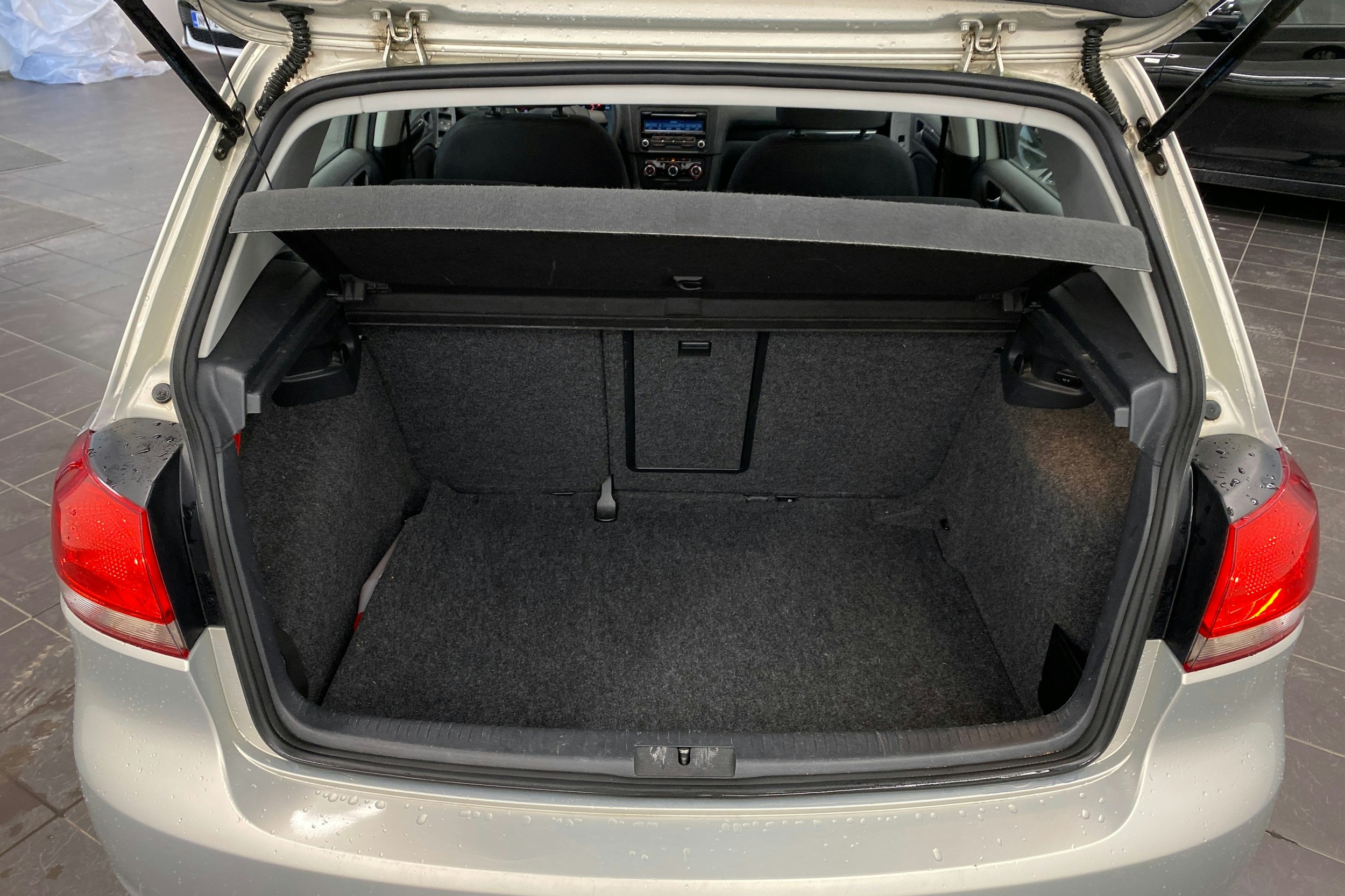 hopea Volkswagen Golf 2011 kuva 11.