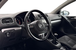 harmaa Volkswagen Golf 2011 kuva 3.