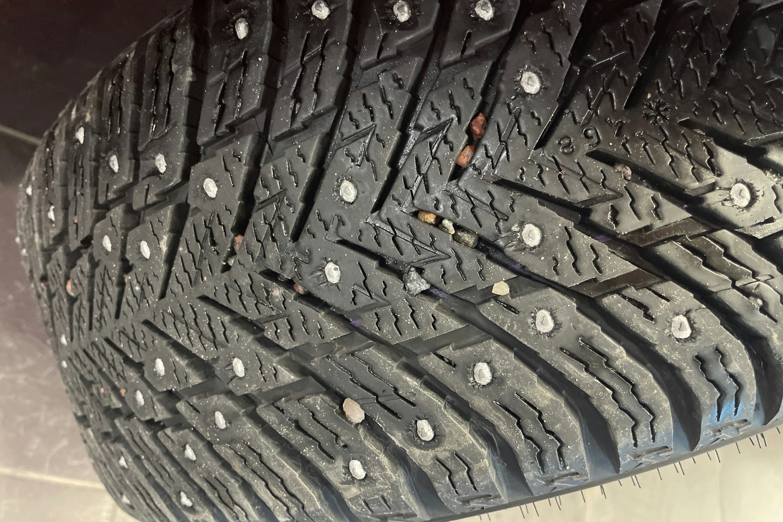 punainen Volkswagen Golf 2011 kuva 11.