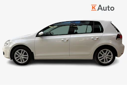 Valkoinen Volkswagen GOLF 2011 kuva 7.