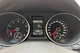 Valkoinen Volkswagen GOLF 2011 kuva 20.