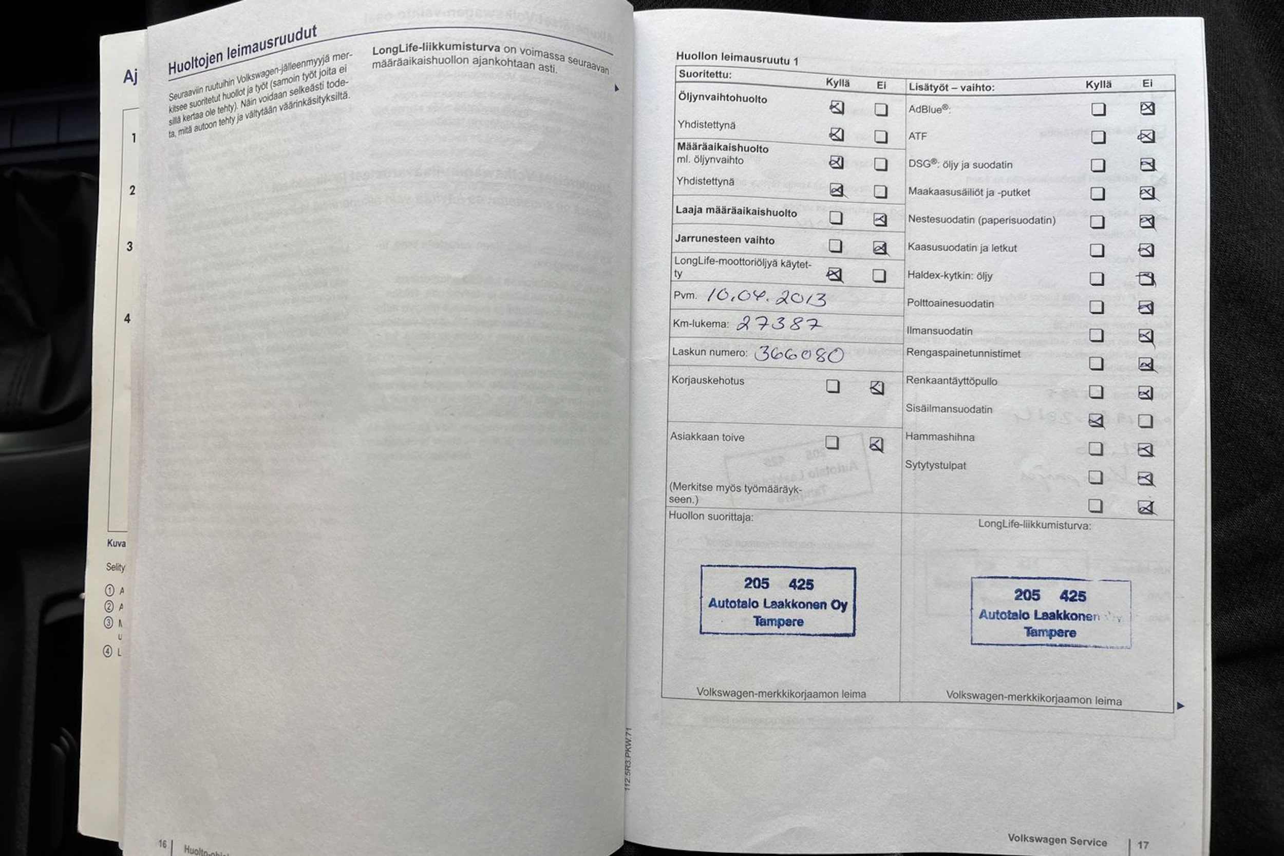 Valkoinen Volkswagen GOLF 2011 kuva 27.