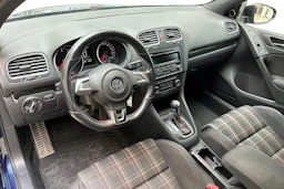 Sininen Volkswagen GOLF 2011 kuva 6.