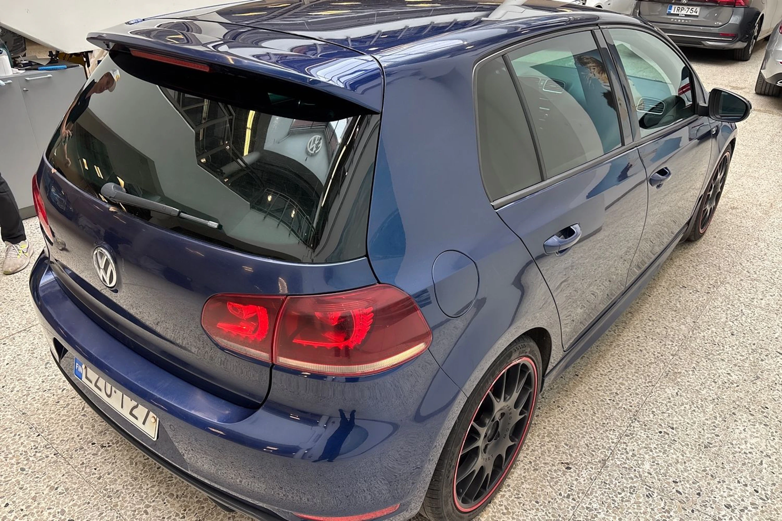 Sininen Volkswagen GOLF 2011 kuva 19.