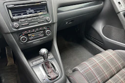 Sininen Volkswagen GOLF 2011 kuva 26.