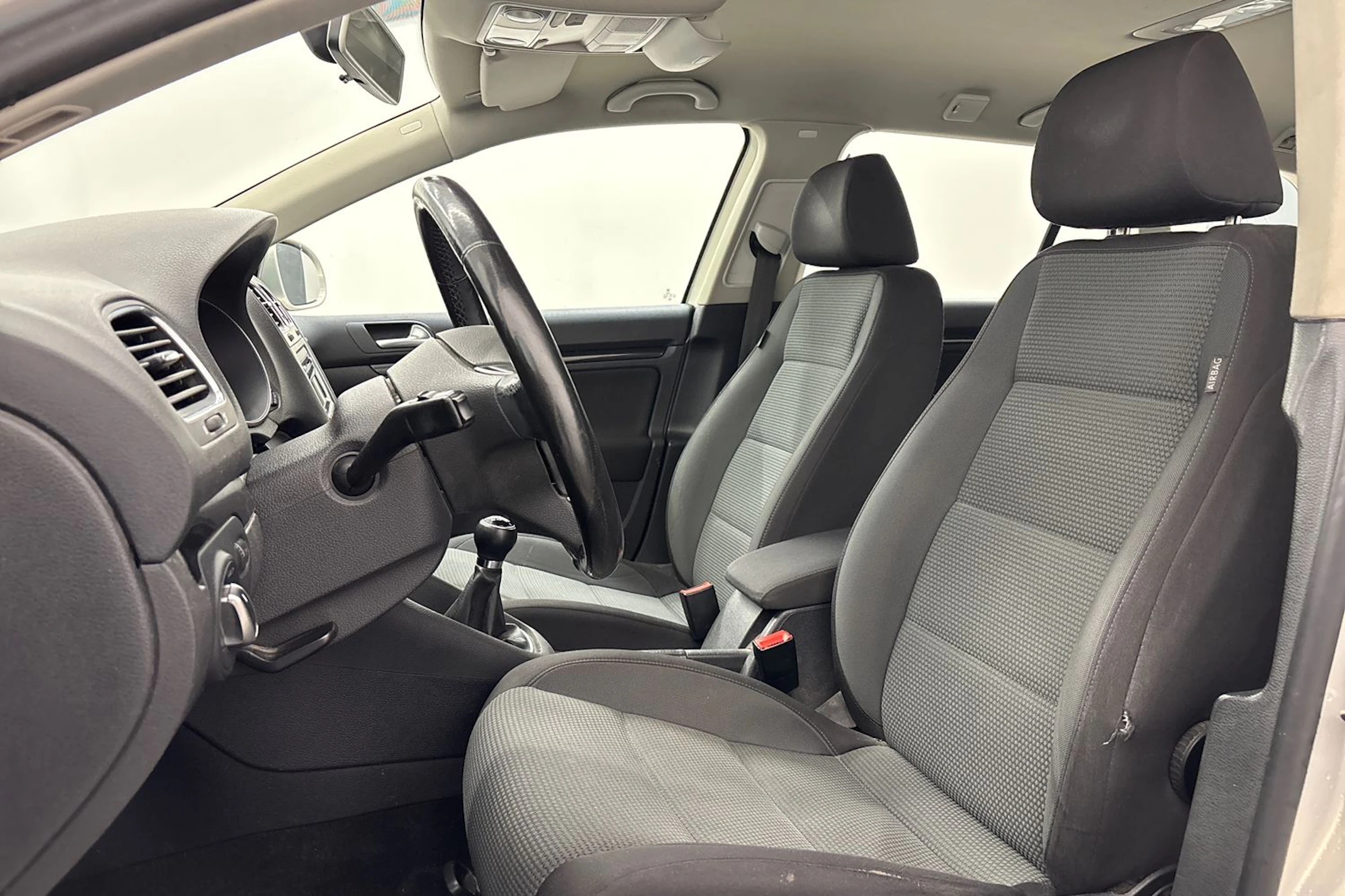 Hopea Volkswagen GOLF 2011 kuva 11.