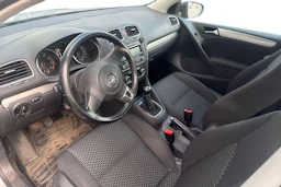 harmaa Volkswagen Golf 2011 kuva 3.