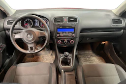 Punainen Volkswagen GOLF 2011 kuva 7.