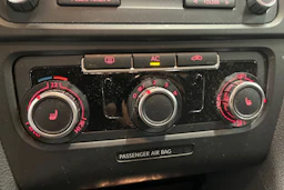 Punainen Volkswagen GOLF 2011 kuva 16.
