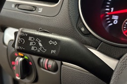 valkoinen Volkswagen Golf 2011 kuva 20.