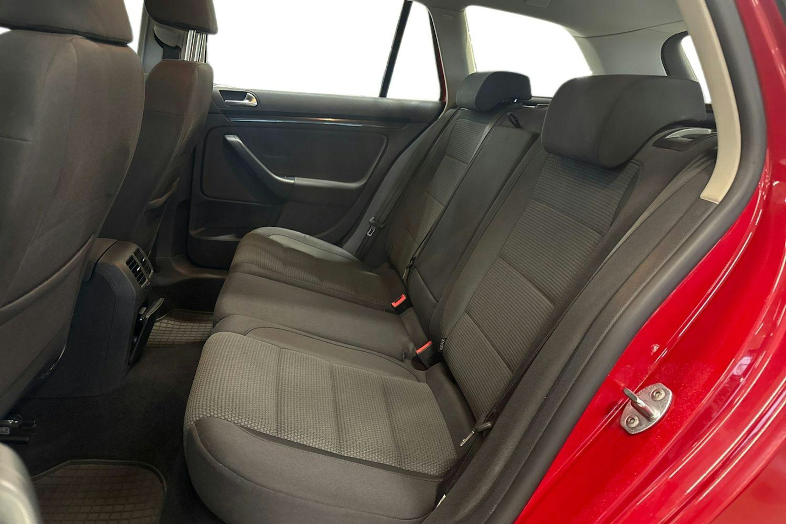 punainen Volkswagen Golf 2011 kuva 10.