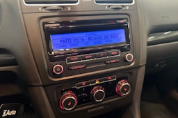 punainen Volkswagen Golf 2011 kuva 17.