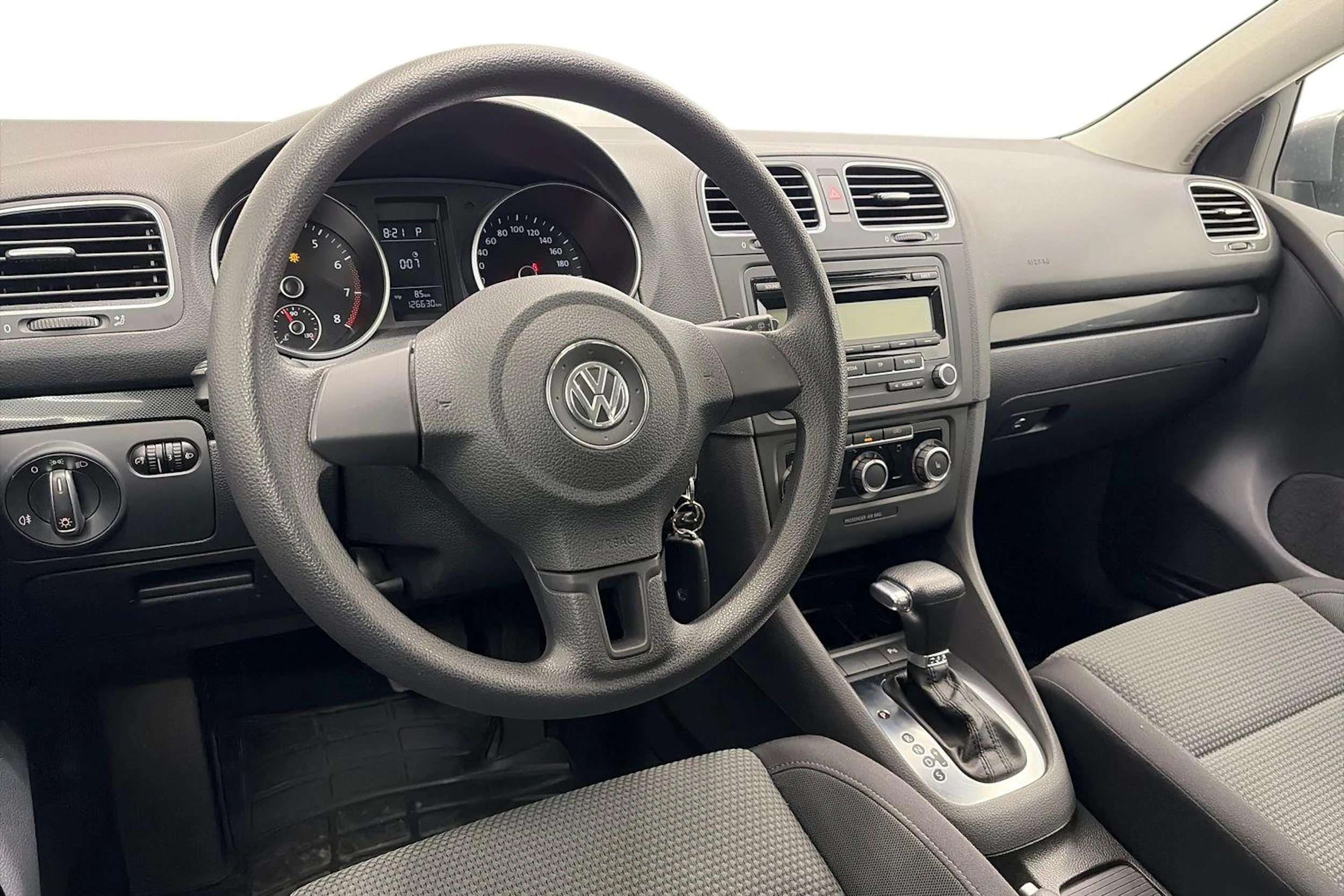 harmaa Volkswagen Golf 2011 kuva 8.