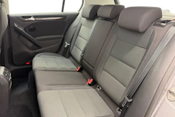 harmaa Volkswagen Golf 2011 kuva 11.