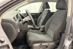 harmaa Volkswagen Golf 2011 kuva 16.